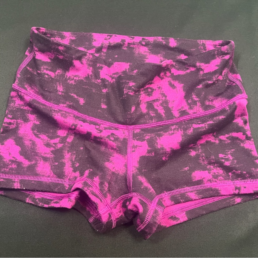 Lululemon purple and black camo acid shorts